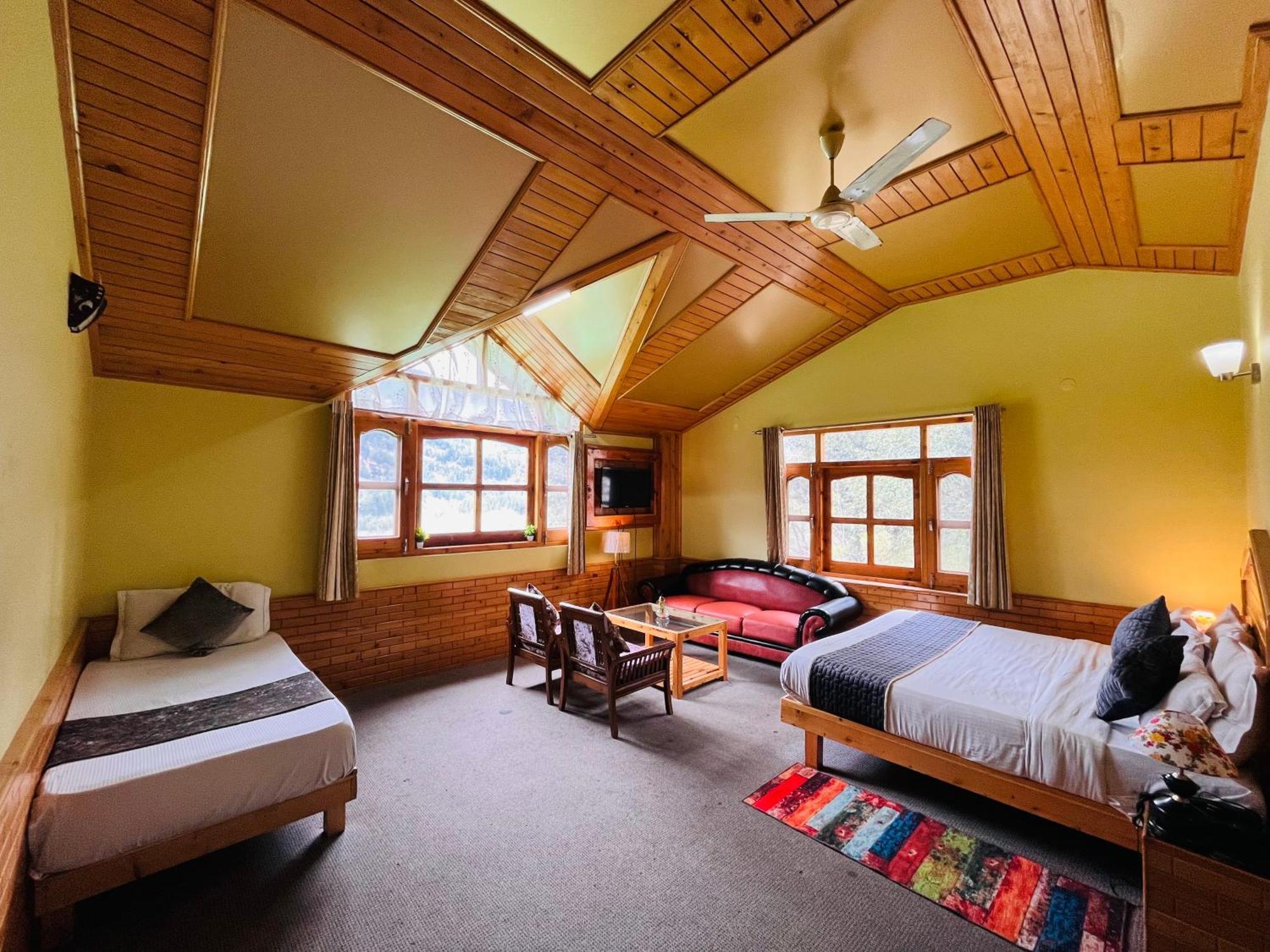 Hotel Hollywood Vibes #Riverview #Premium Rooms #Prime Location #Most Awarded #Parking #Top Rated #Open Terrace #Lawn #Best Selling Hotel In Manali Exterior foto