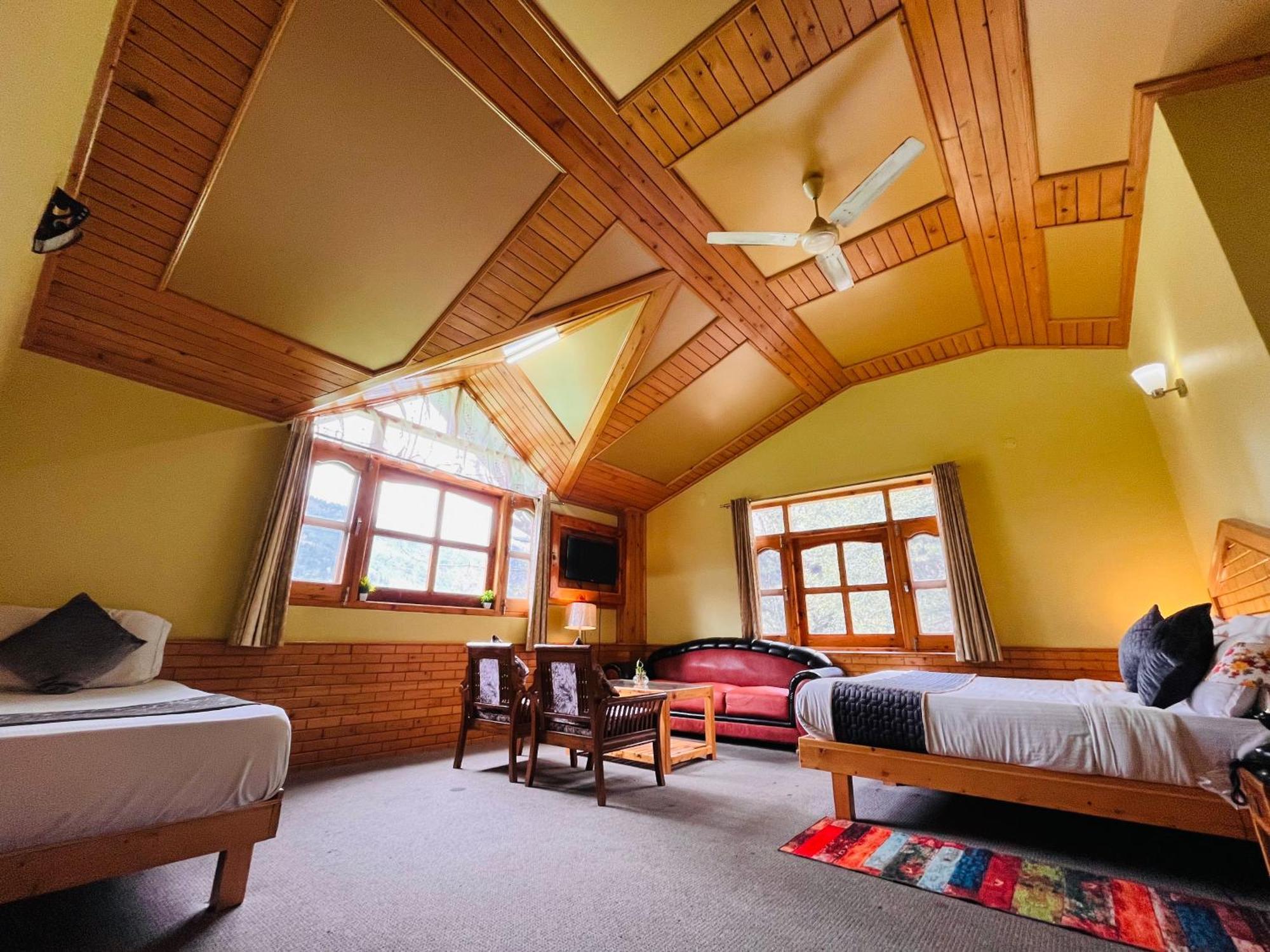 Hotel Hollywood Vibes #Riverview #Premium Rooms #Prime Location #Most Awarded #Parking #Top Rated #Open Terrace #Lawn #Best Selling Hotel In Manali Exterior foto