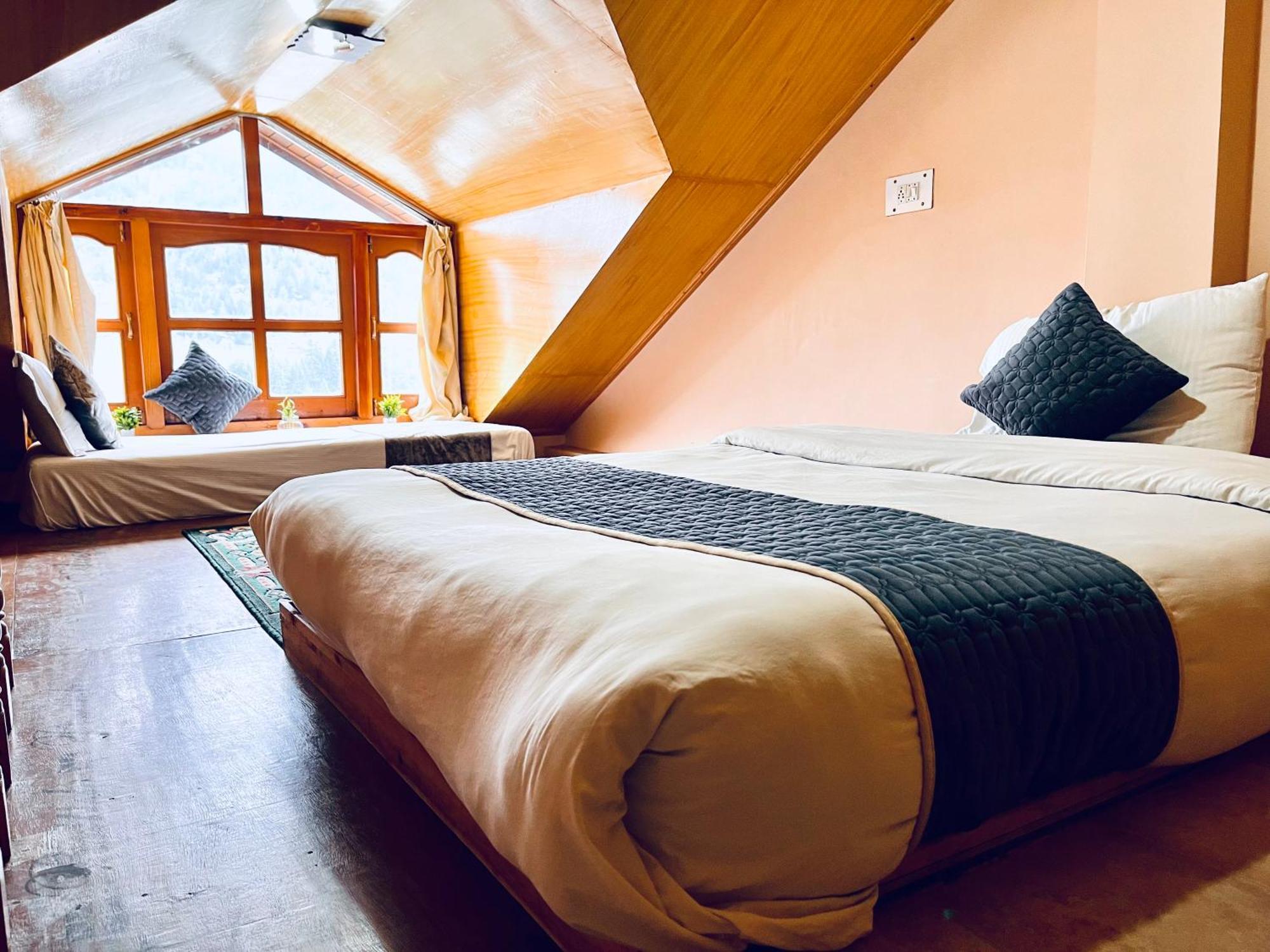 Hotel Hollywood Vibes #Riverview #Premium Rooms #Prime Location #Most Awarded #Parking #Top Rated #Open Terrace #Lawn #Best Selling Hotel In Manali Exterior foto