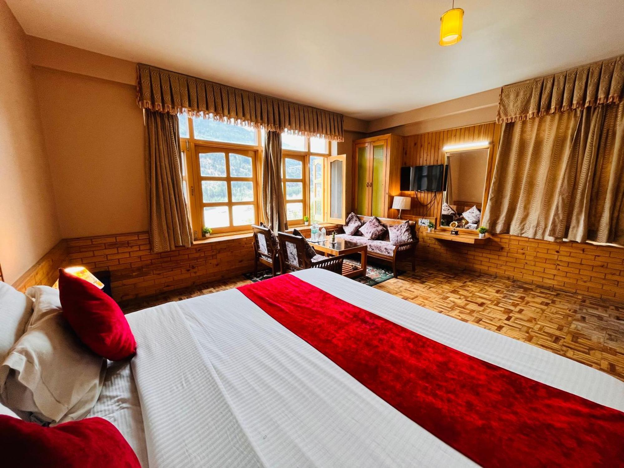 Hotel Hollywood Vibes #Riverview #Premium Rooms #Prime Location #Most Awarded #Parking #Top Rated #Open Terrace #Lawn #Best Selling Hotel In Manali Exterior foto