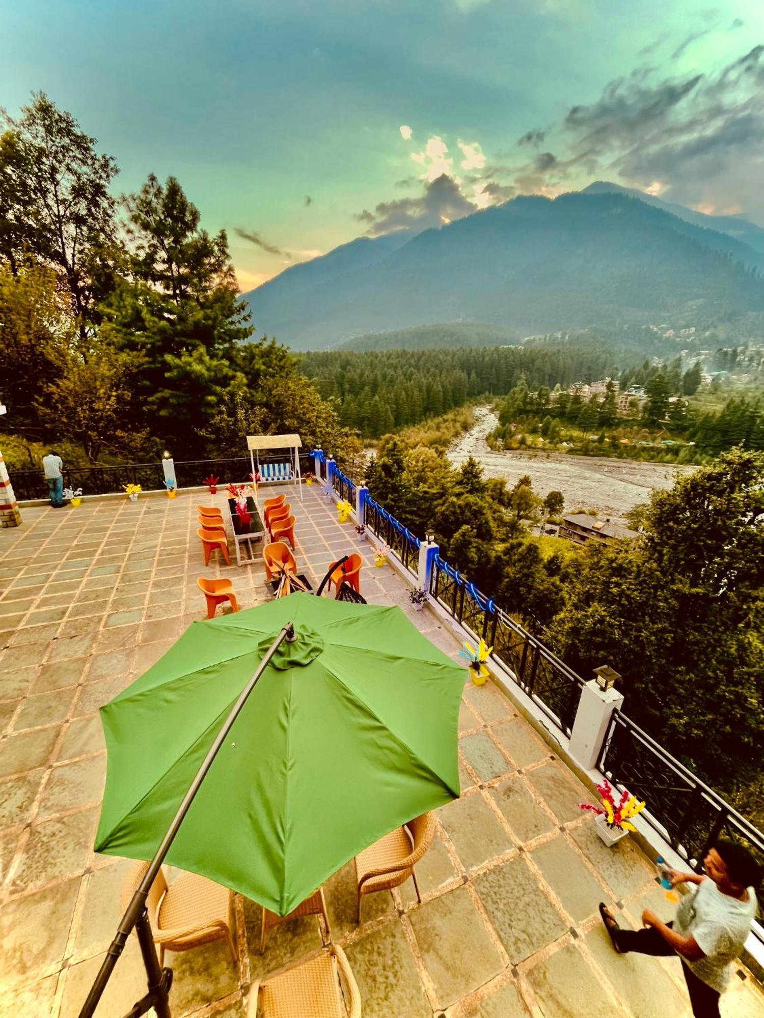 Hotel Hollywood Vibes #Riverview #Premium Rooms #Prime Location #Most Awarded #Parking #Top Rated #Open Terrace #Lawn #Best Selling Hotel In Manali Exterior foto