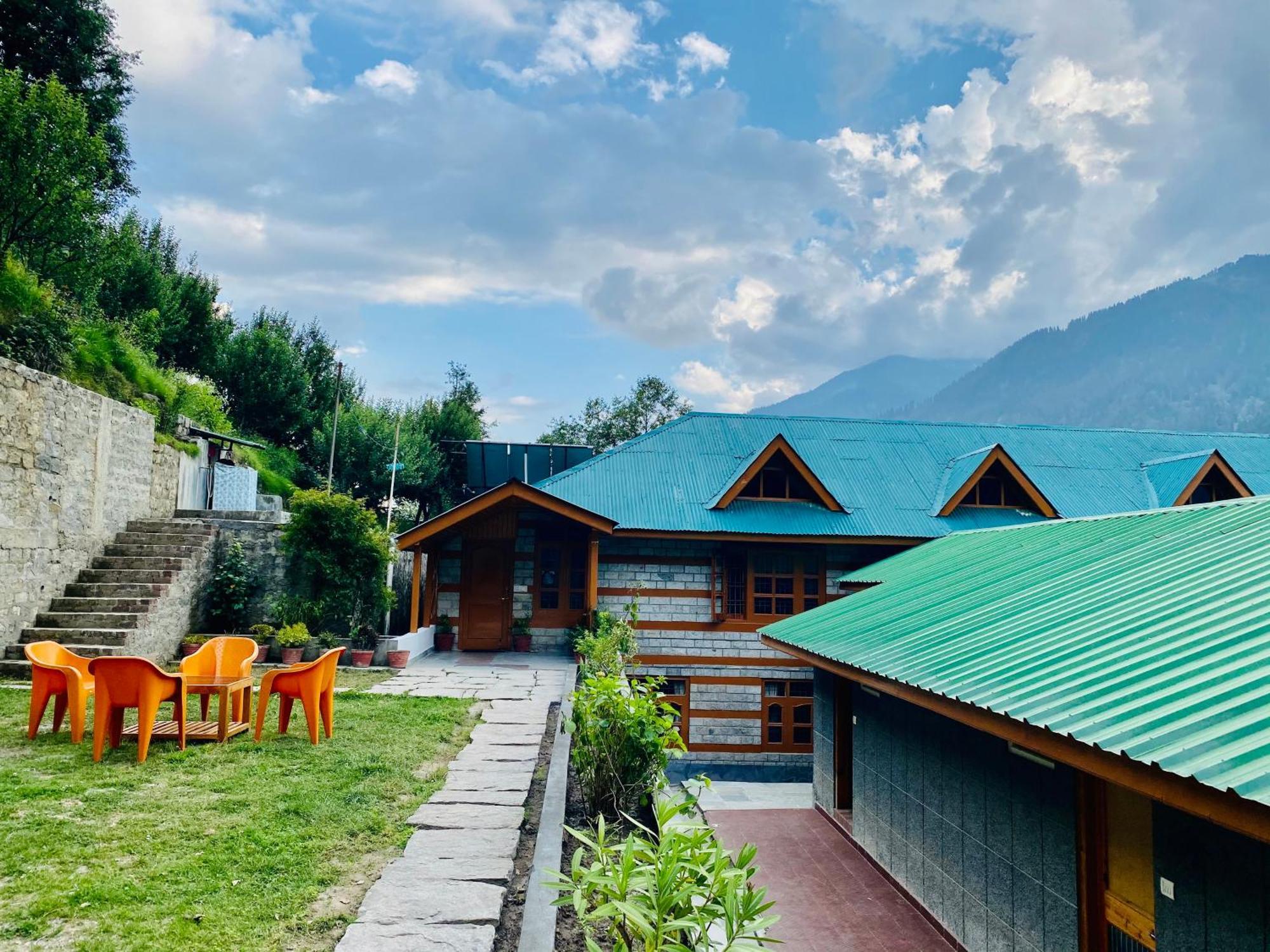 Hotel Hollywood Vibes #Riverview #Premium Rooms #Prime Location #Most Awarded #Parking #Top Rated #Open Terrace #Lawn #Best Selling Hotel In Manali Exterior foto