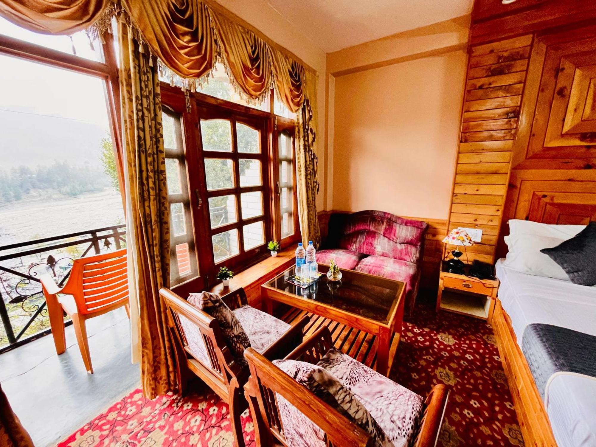 Hotel Hollywood Vibes #Riverview #Premium Rooms #Prime Location #Most Awarded #Parking #Top Rated #Open Terrace #Lawn #Best Selling Hotel In Manali Exterior foto