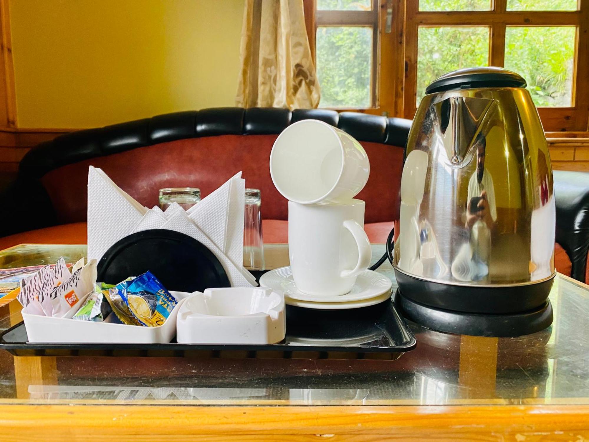 Hotel Hollywood Vibes #Riverview #Premium Rooms #Prime Location #Most Awarded #Parking #Top Rated #Open Terrace #Lawn #Best Selling Hotel In Manali Exterior foto